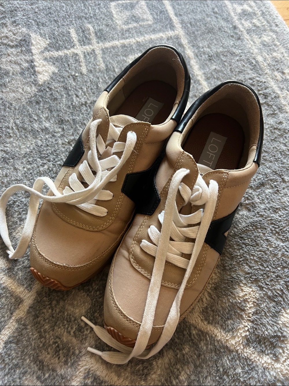 LOFT Beige and Black Low-Top Lace-Up Sneakers